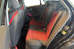 Musta Audi Q2 2017 kuva 8.