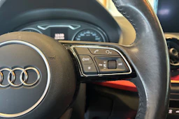 Musta Audi Q2 2017 kuva 14.