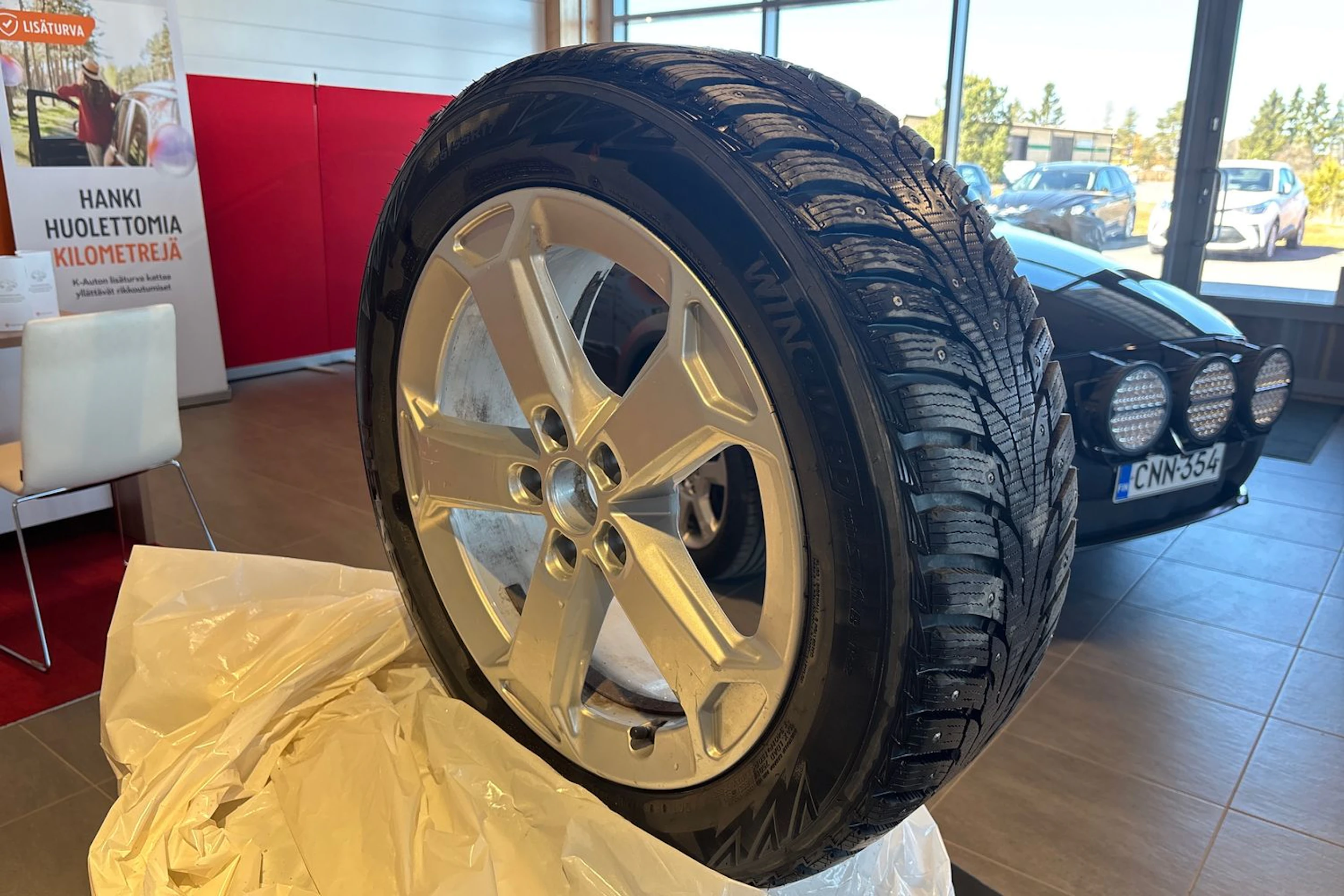 Musta Audi Q2 2017 kuva 19.