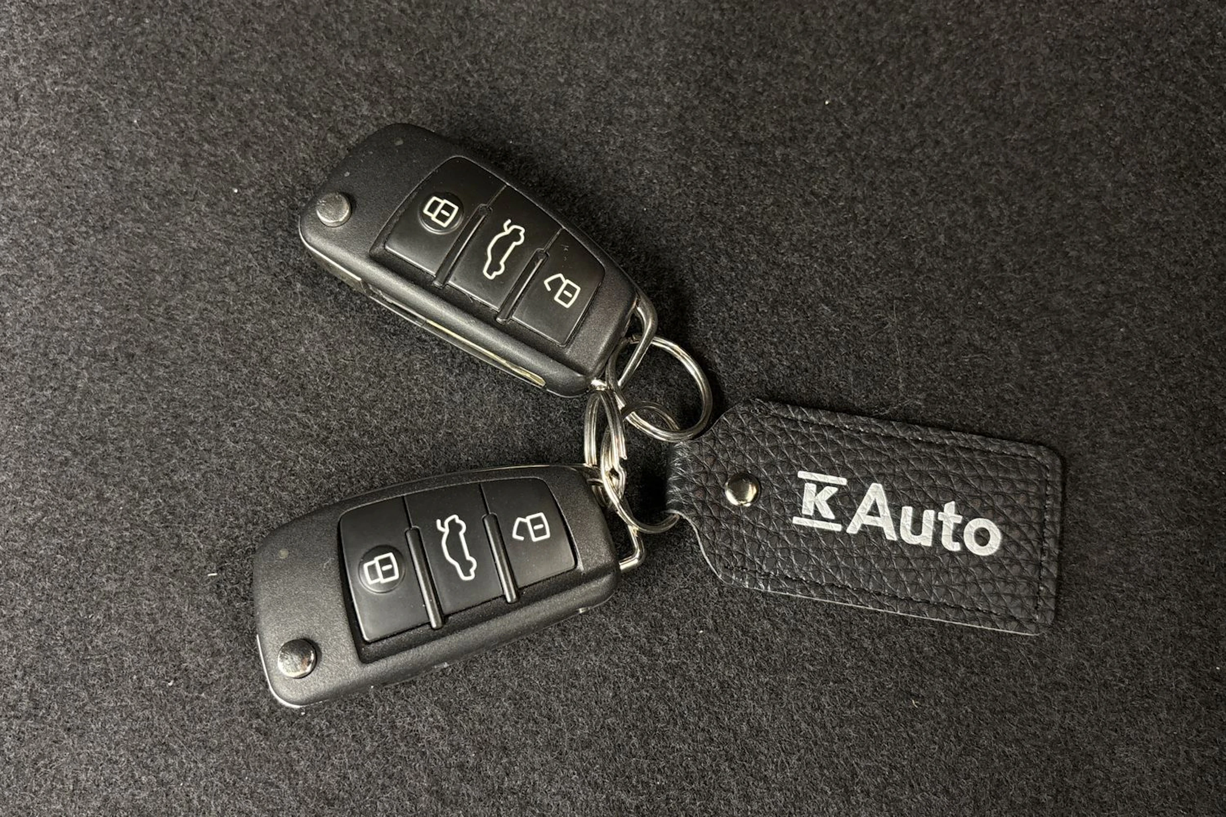 musta Audi Q2 2017 kuva 20.