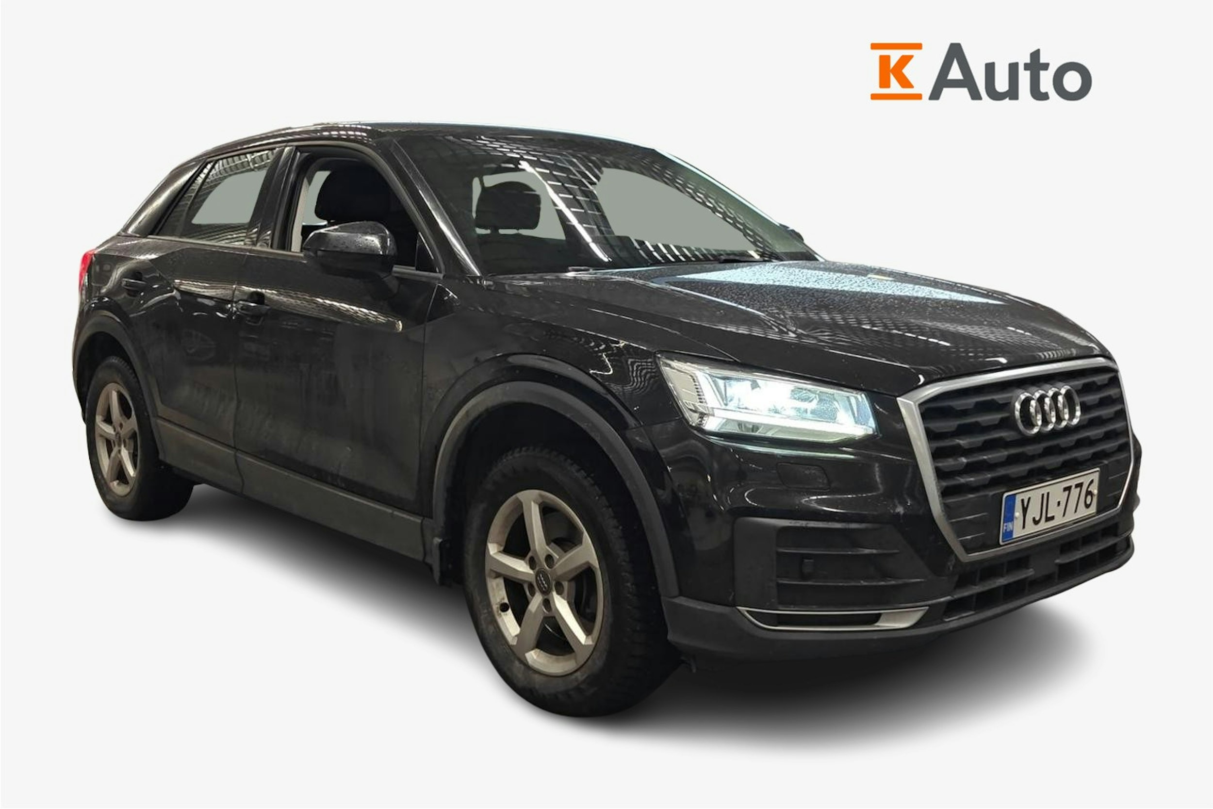 musta Audi Q2 2017 kuva 1.