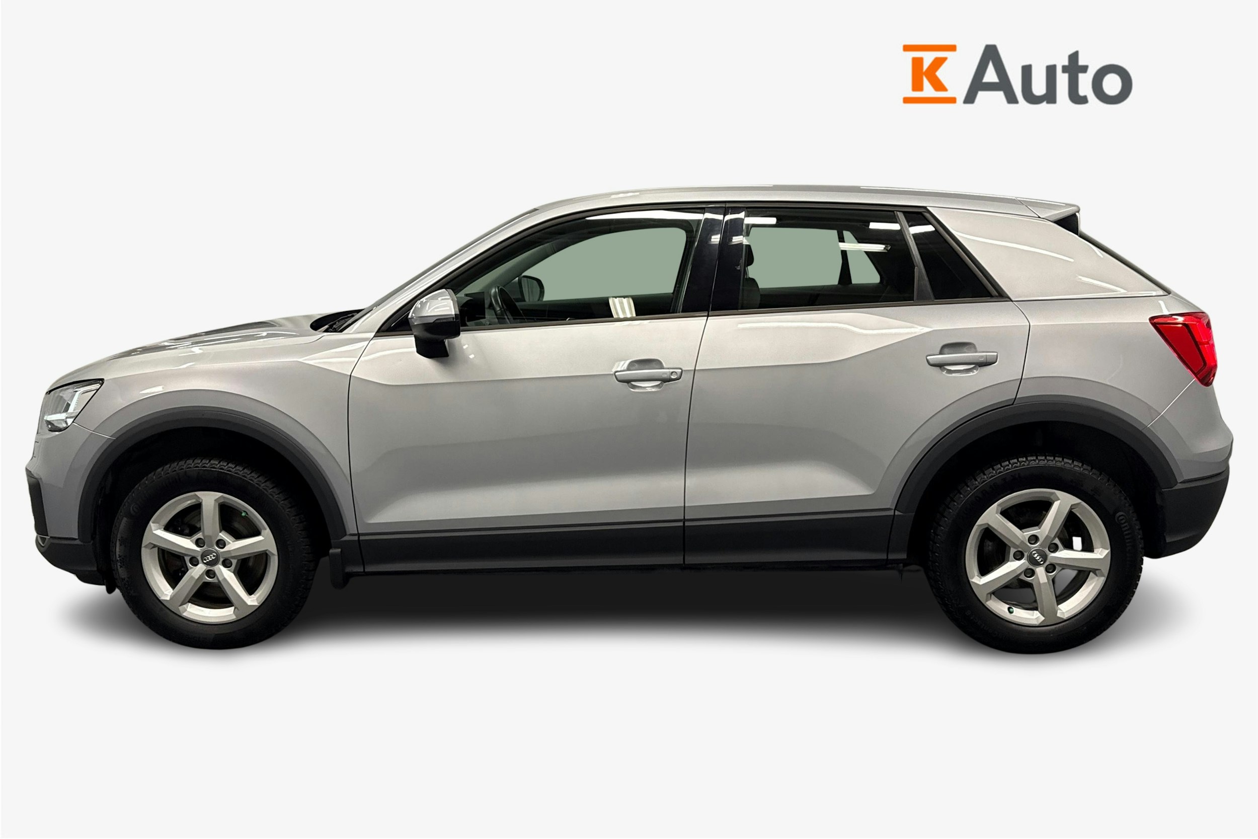 hopea Audi Q2 2018 kuva 6.