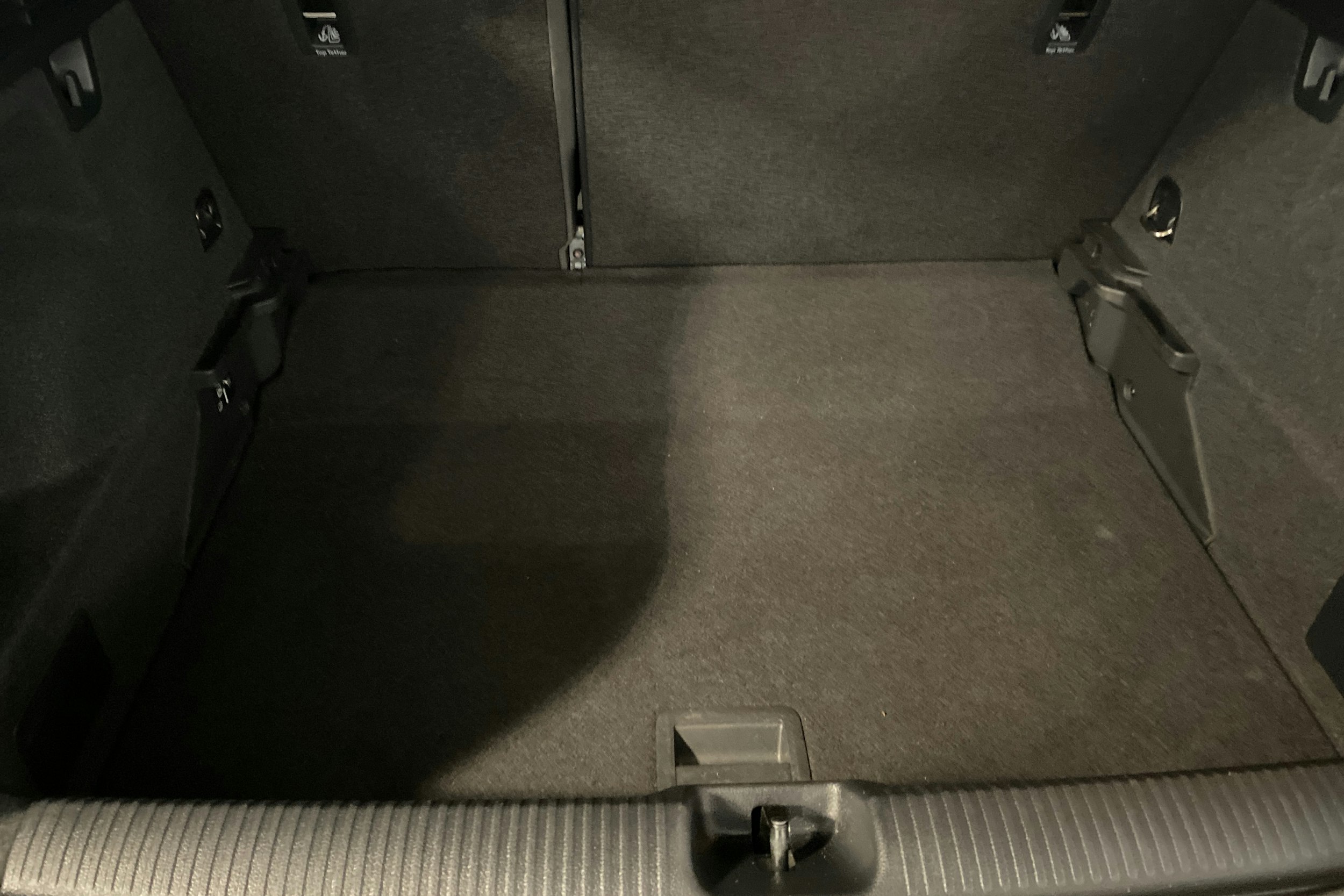 Harmaa Audi Q2 2018 kuva 17.