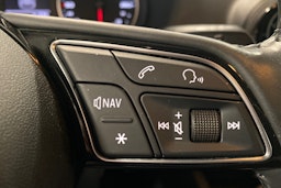 Harmaa Audi Q2 2018 kuva 24.