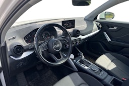 valkoinen Audi Q2 2018 kuva 3.