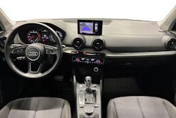 valkoinen Audi Q2 2018 kuva 7.