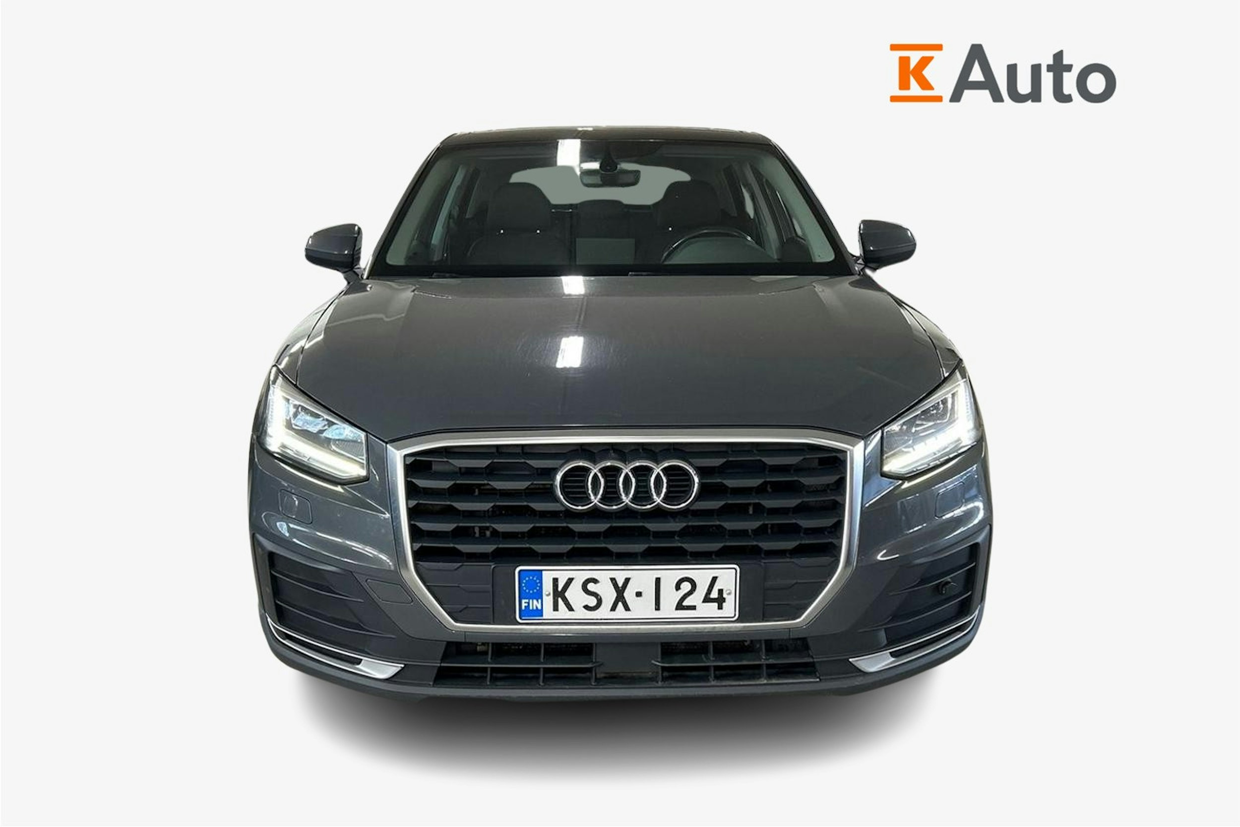 Harmaa Audi Q2 2018 kuva 5.