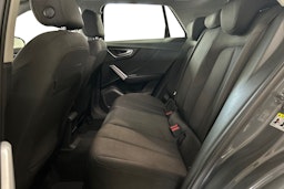 Harmaa Audi Q2 2018 kuva 10.