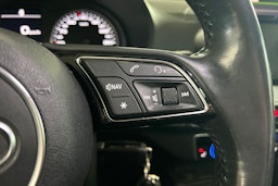 Harmaa Audi Q2 2018 kuva 19.