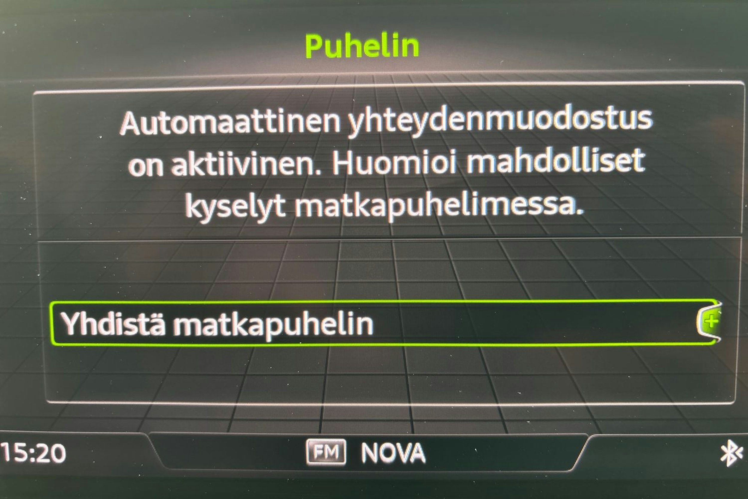 hopea Audi Q2 2018 kuva 19.