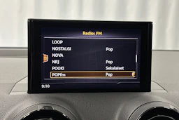 musta Audi Q2 2018 kuva 19.