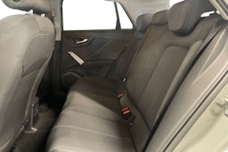 Harmaa Audi Q2 2018 kuva 10.