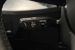 Sininen Audi Q2 2018 kuva 17.
