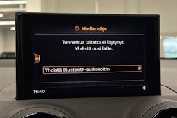 Sininen Audi Q2 2018 kuva 26.