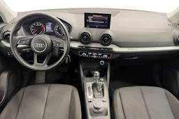 valkoinen Audi Q2 2018 kuva 7.