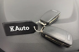 valkoinen Audi Q2 2018 kuva 22.