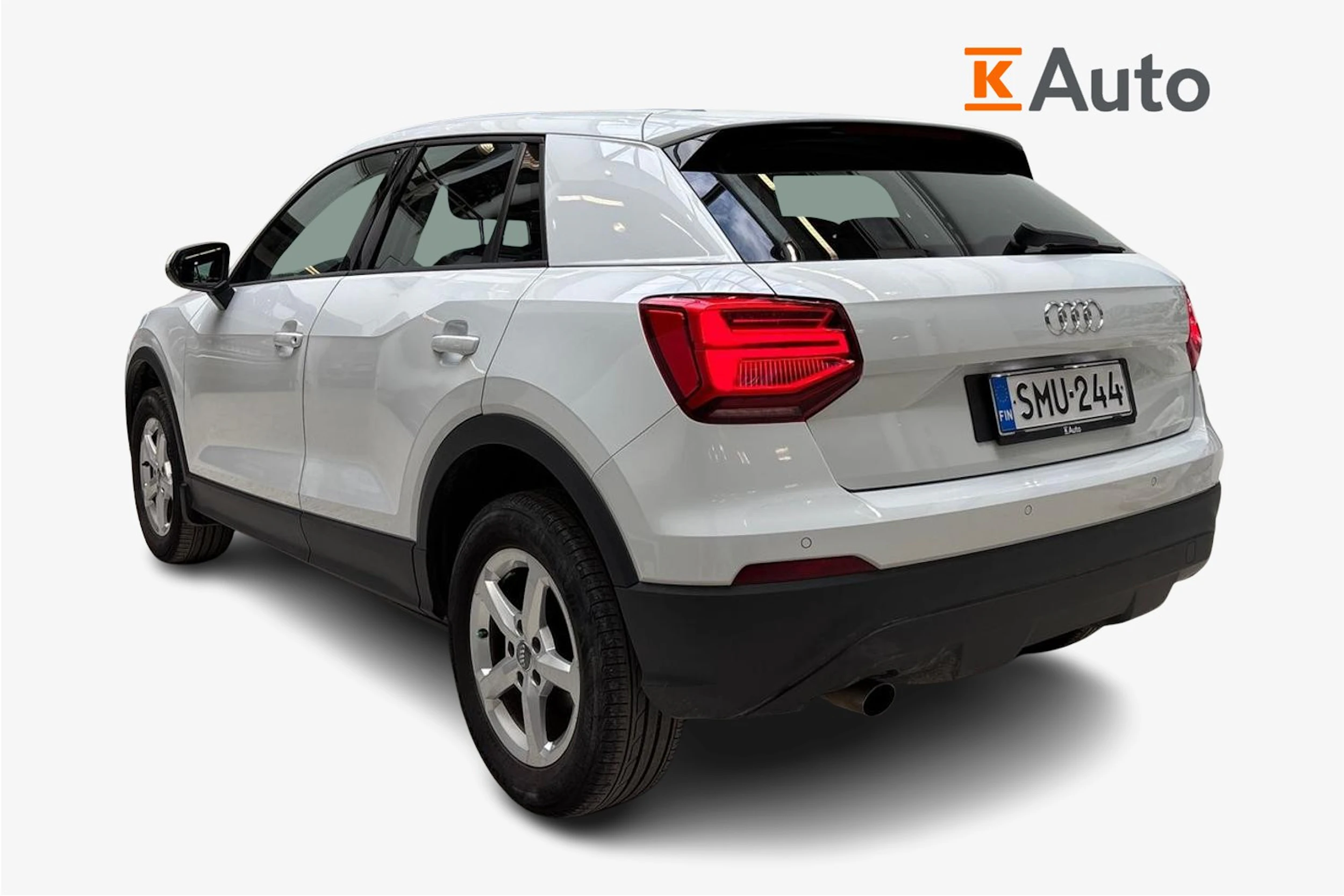 valkoinen Audi Q2 2018 kuva 2.