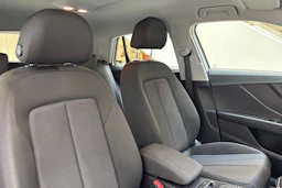 valkoinen Audi Q2 2018 kuva 23.