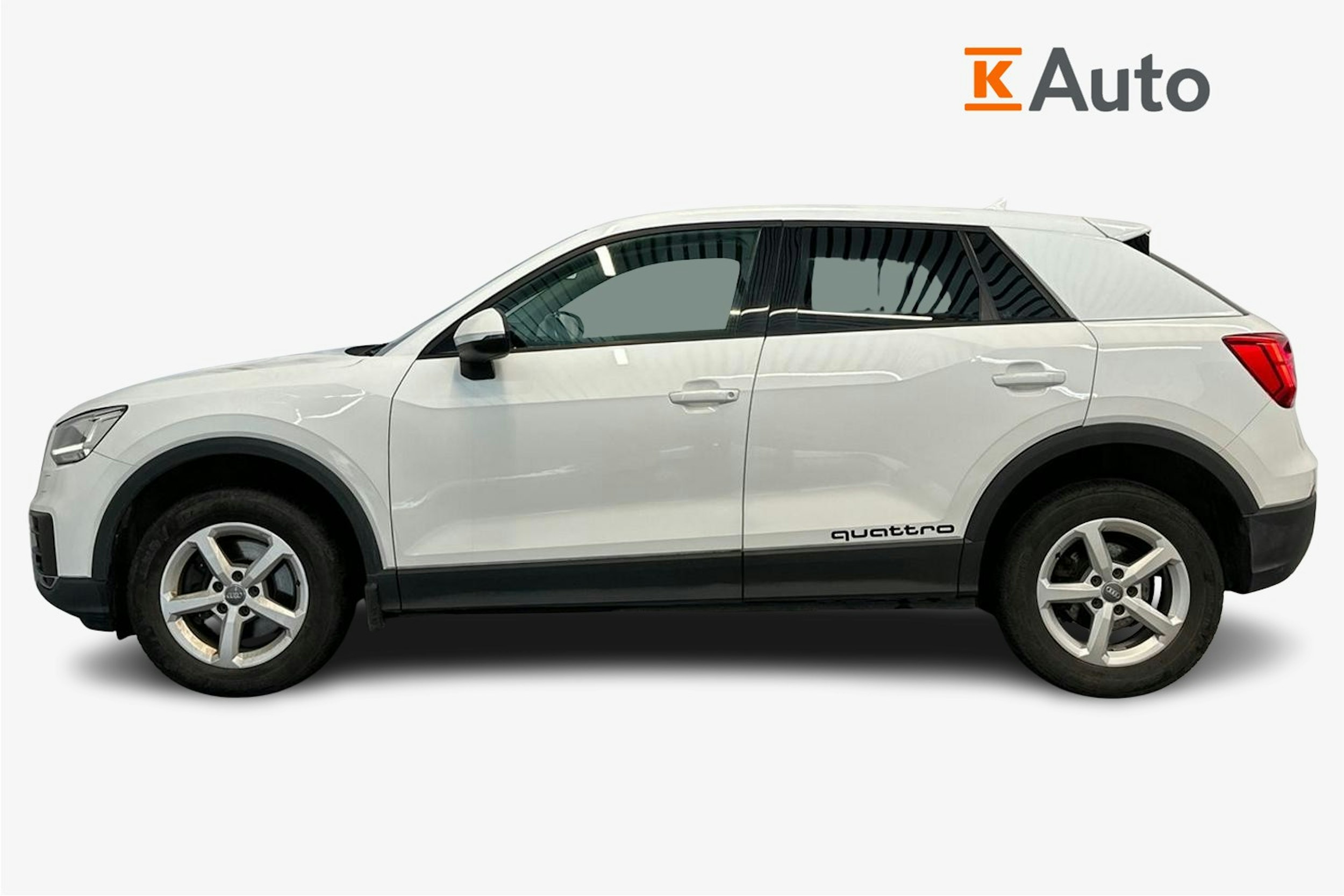 valkoinen Audi Q2 2018 kuva 6.