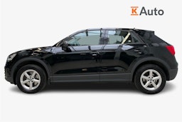 musta Audi Q2 2018 kuva 5.