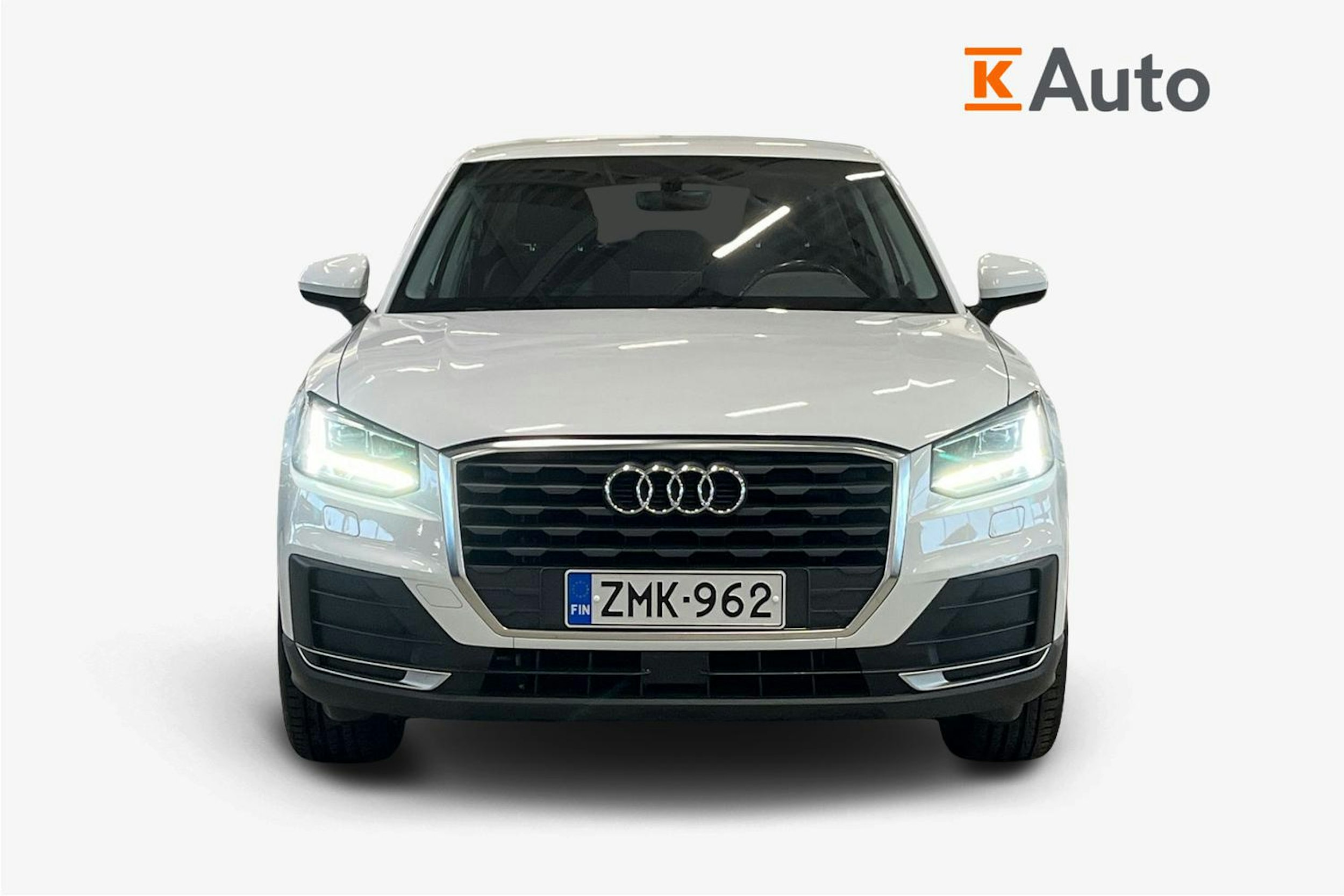 valkoinen Audi Q2 2018 kuva 5.
