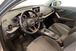 hopea Audi Q2 2019 kuva 7.