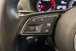 hopea Audi Q2 2019 kuva 17.