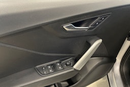 hopea Audi Q2 2019 kuva 20.