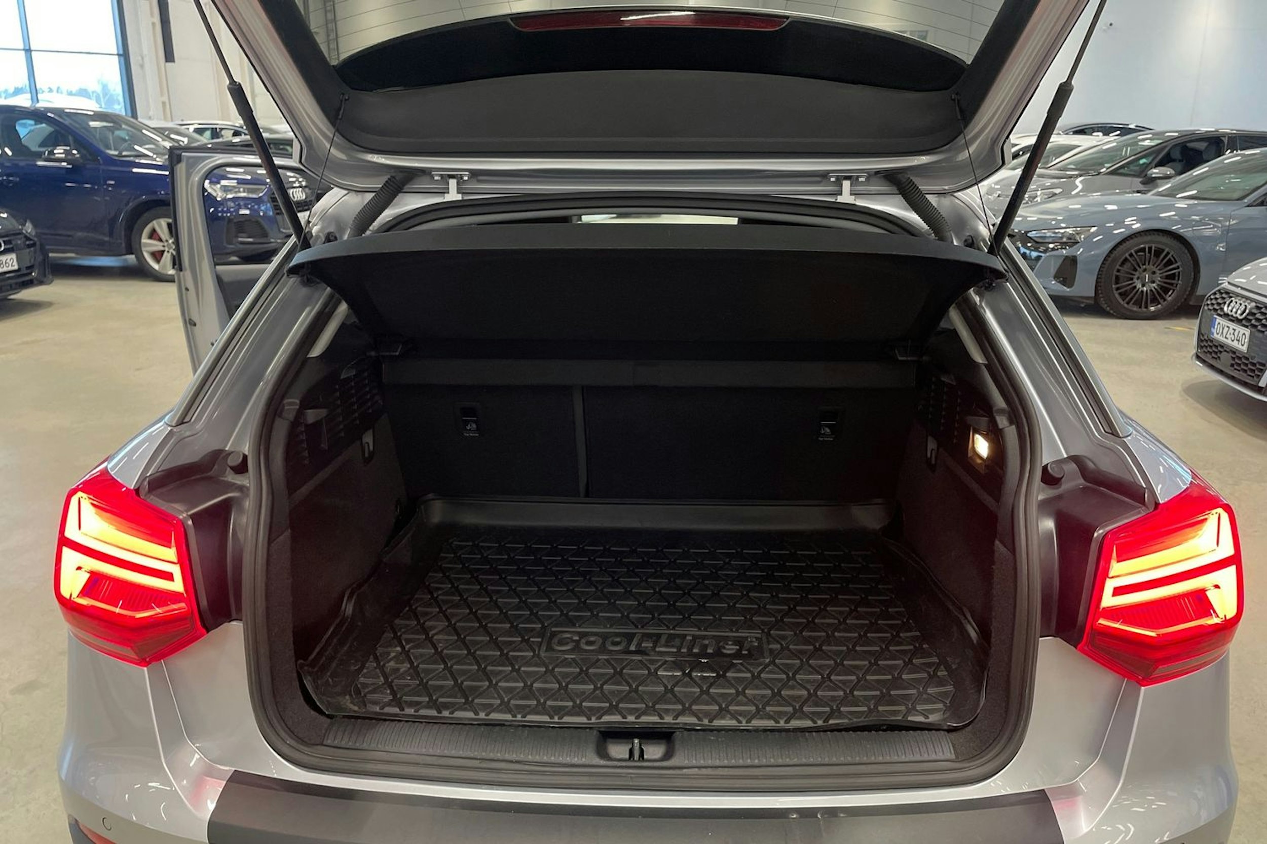 hopea Audi Q2 2019 kuva 29.