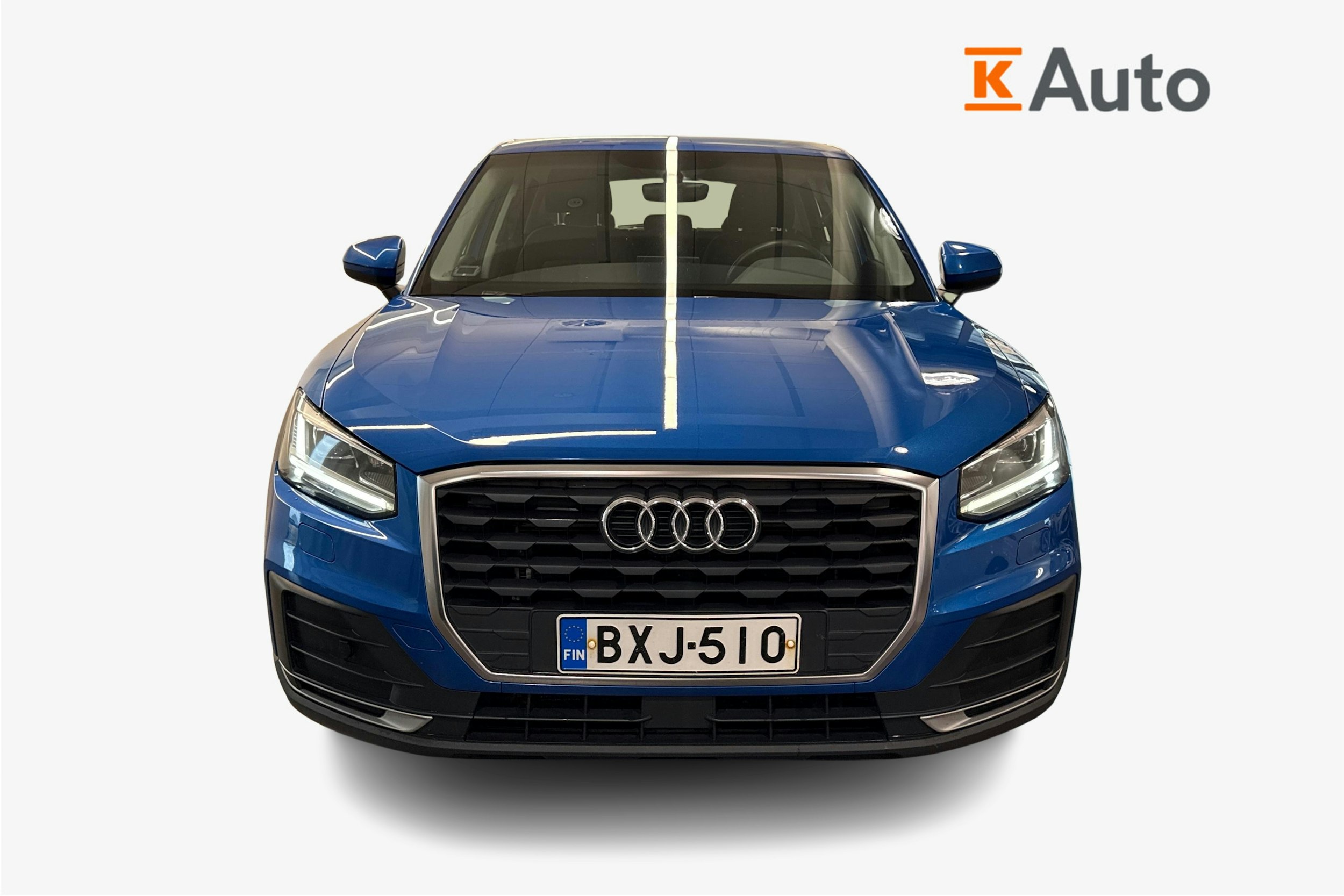 sininen Audi Q2 2019 kuva 4.
