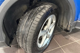 sininen Audi Q2 2019 kuva 10.