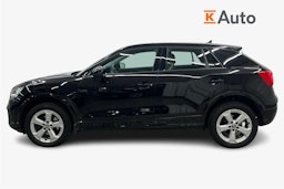 musta Audi Q2 2019 kuva 6.