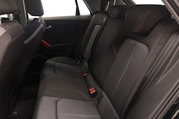 musta Audi Q2 2019 kuva 10.