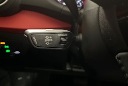 musta Audi Q2 2019 kuva 17.