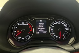 musta Audi Q2 2019 kuva 20.