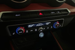 musta Audi Q2 2019 kuva 23.