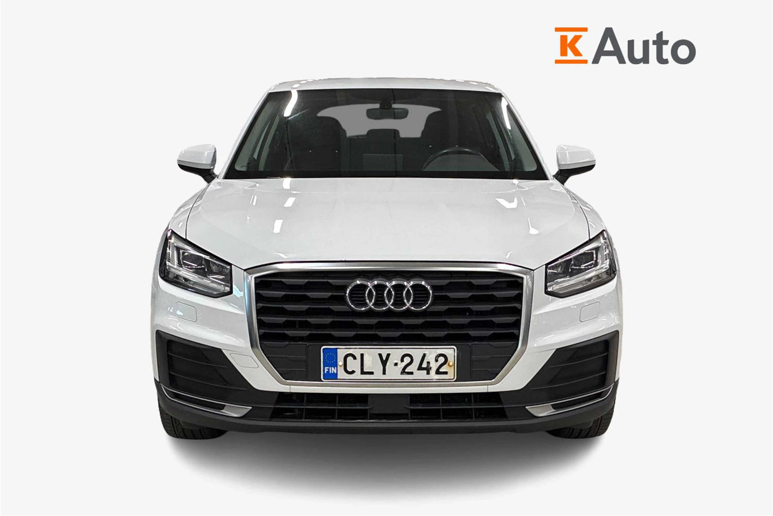 valkoinen Audi Q2 2019 kuva 4.