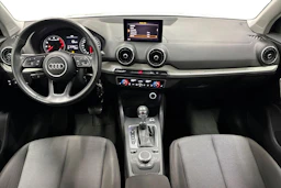 valkoinen Audi Q2 2019 kuva 7.
