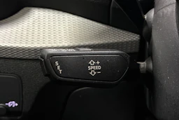 valkoinen Audi Q2 2019 kuva 15.