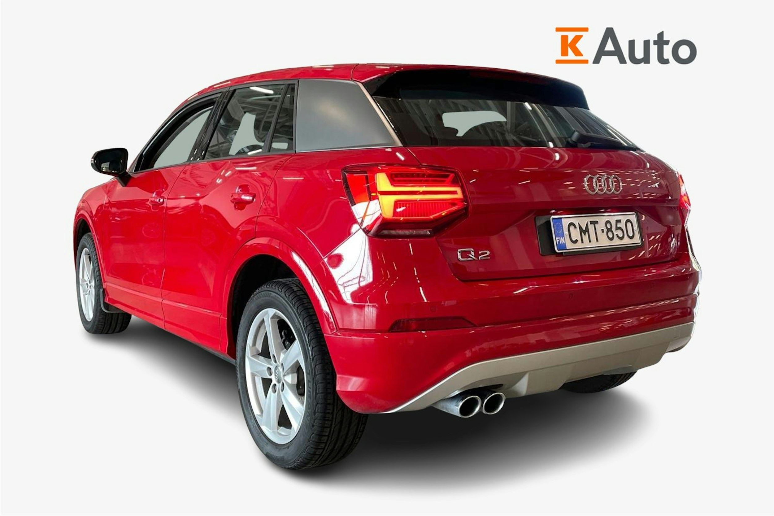 punainen Audi Q2 2019 kuva 2.