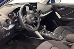 sininen Audi Q2 2019 kuva 7.