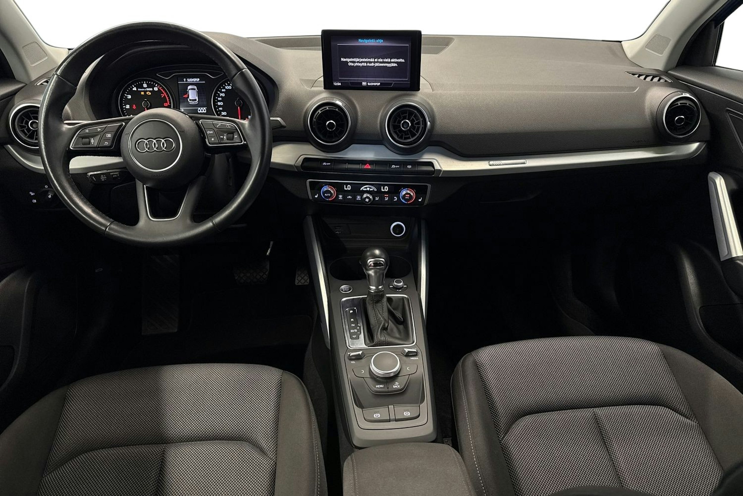 sininen Audi Q2 2019 kuva 9.