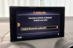 sininen Audi Q2 2019 kuva 20.
