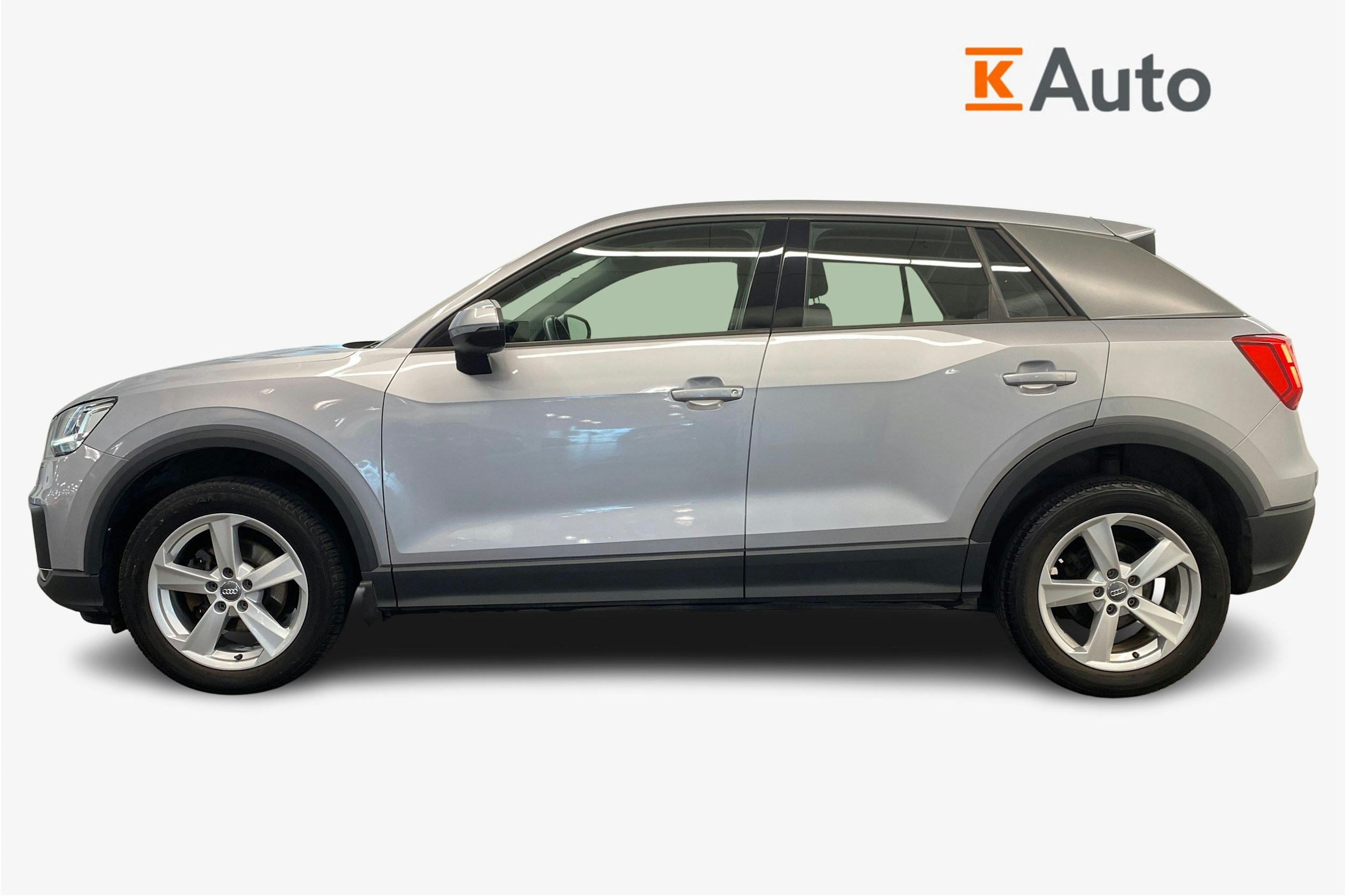 hopea Audi Q2 2019 kuva 6.