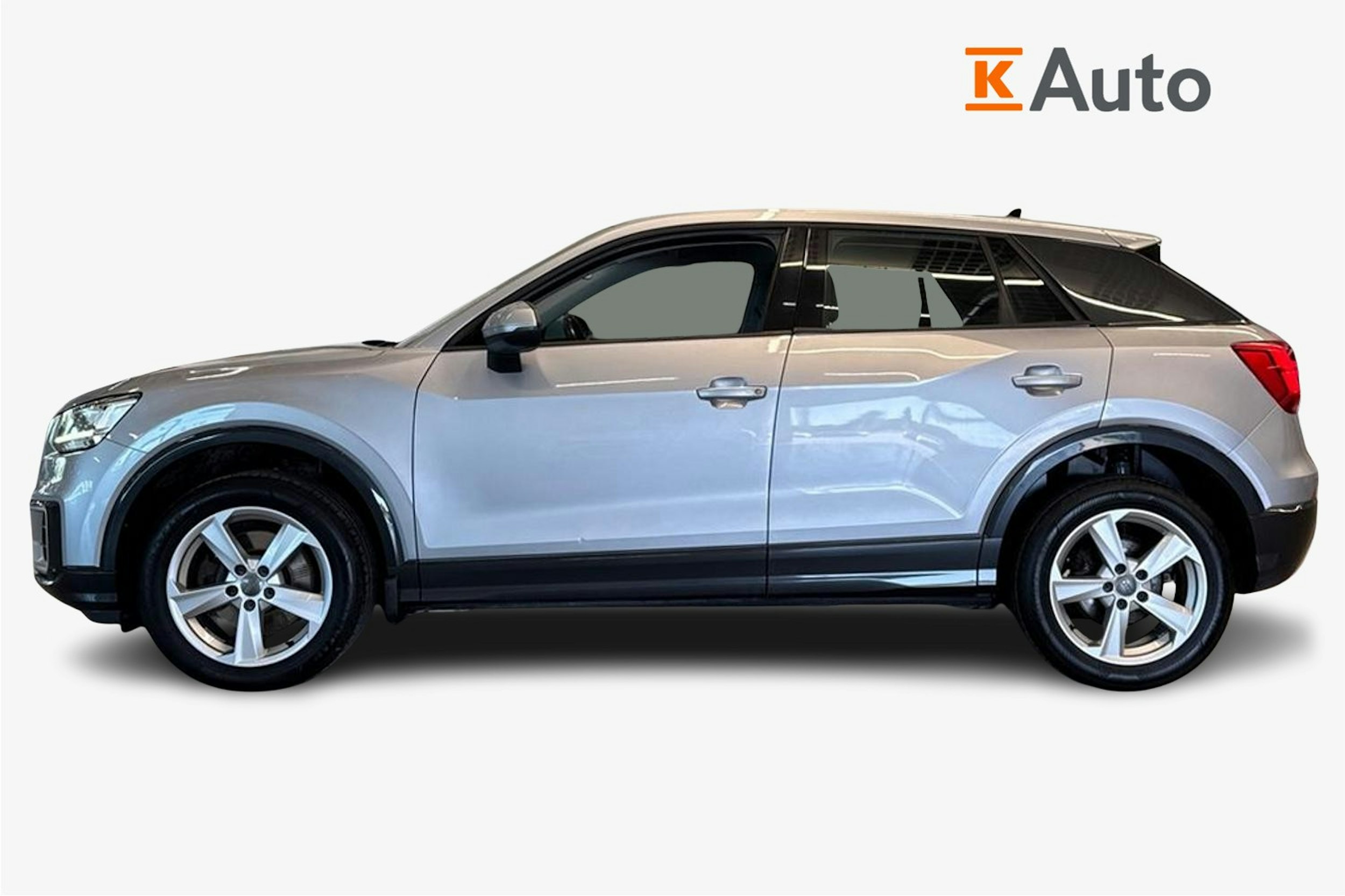 hopea Audi Q2 2019 kuva 6.