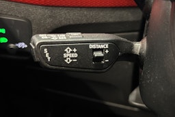 hopea Audi Q2 2019 kuva 19.