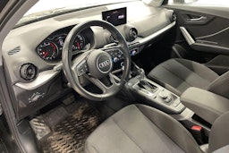 Musta Audi Q2 2019 kuva 3.