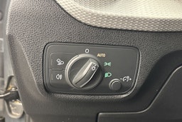 harmaa Audi Q2 2020 kuva 20.