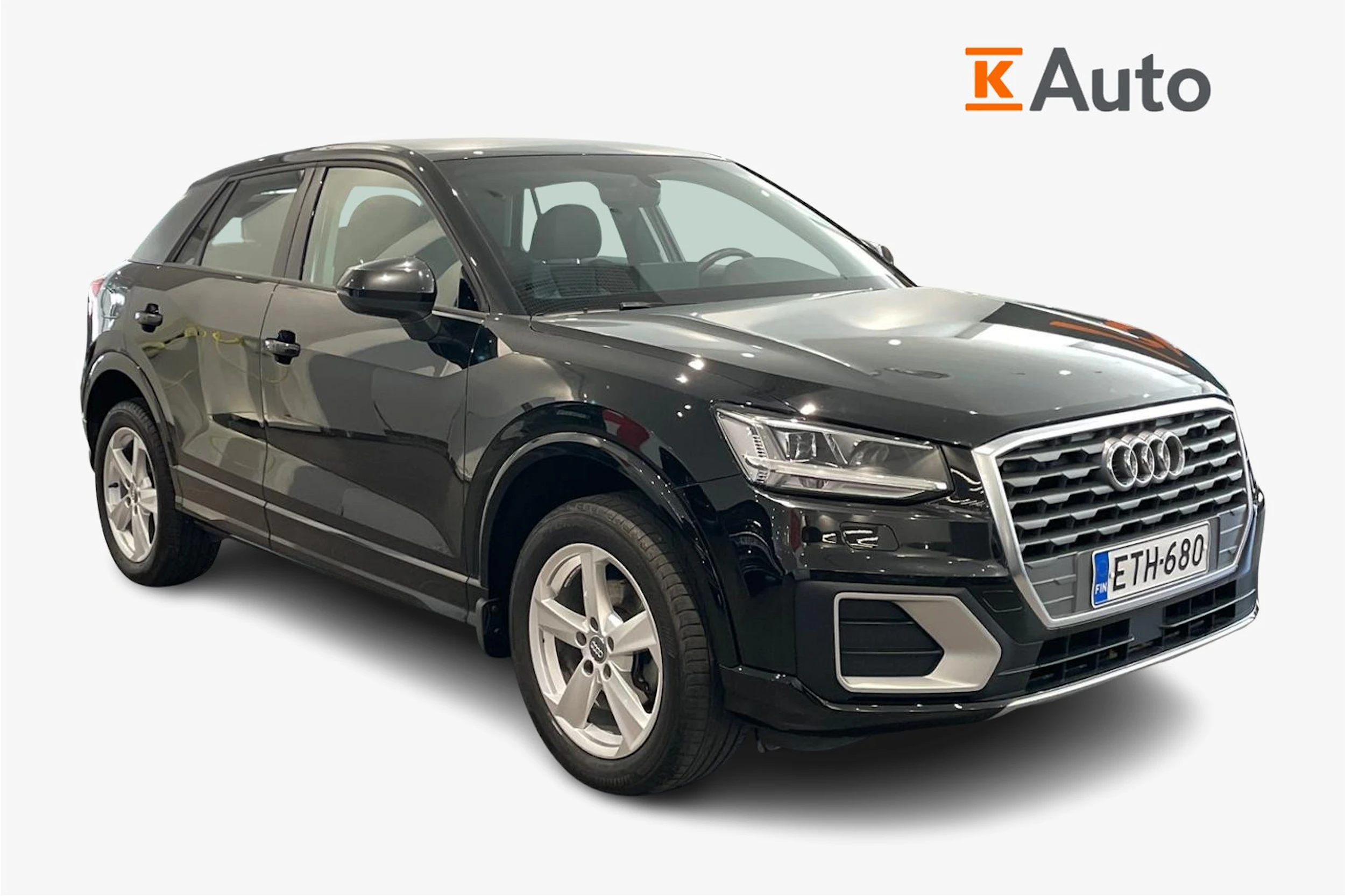 musta Audi Q2 2020 kuva 1.