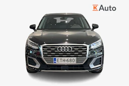 musta Audi Q2 2020 kuva 4.